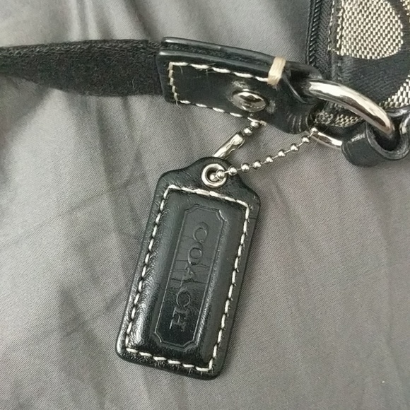 Coach crossbody purse - Picture 4 of 6